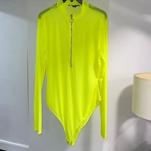 Forever 21 Neón yellow mesh bodysuit